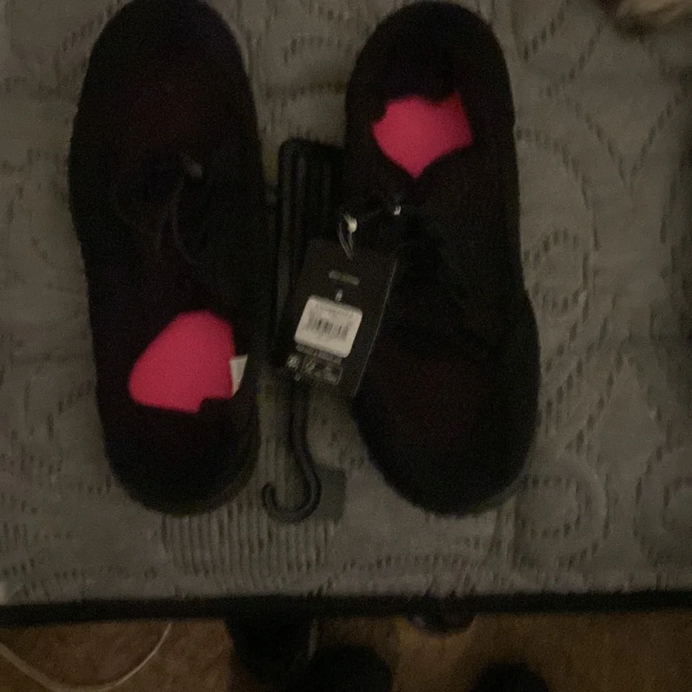 Shoes - Picture 2 of 2